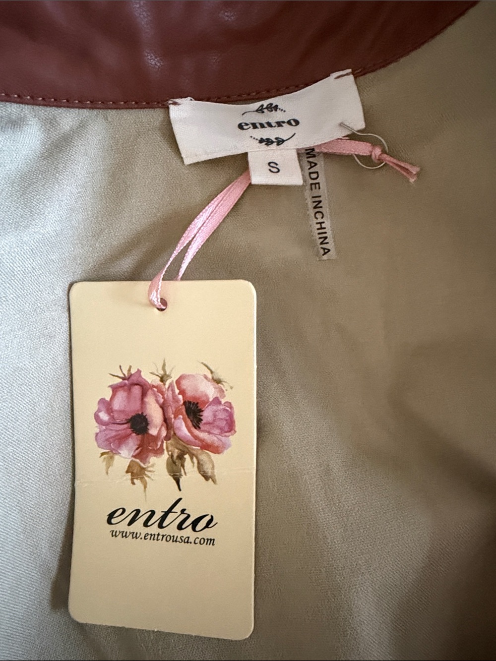 entro faux leather short sleeve top - Picture 2 of 5